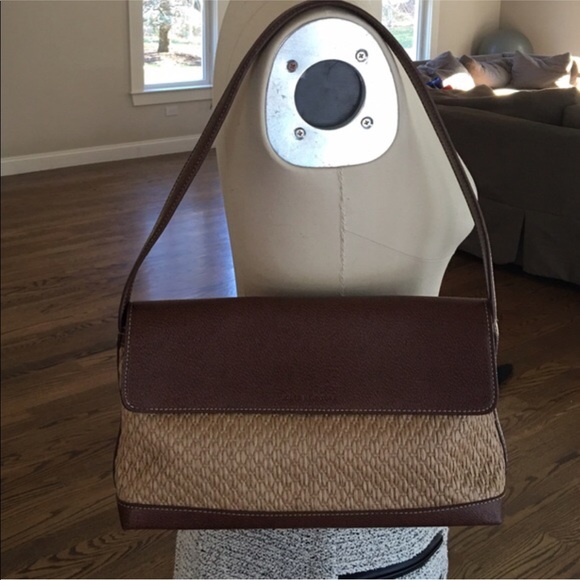 Jones New York Bags Jones New York Tan Woven Shoulder Bag Poshmark